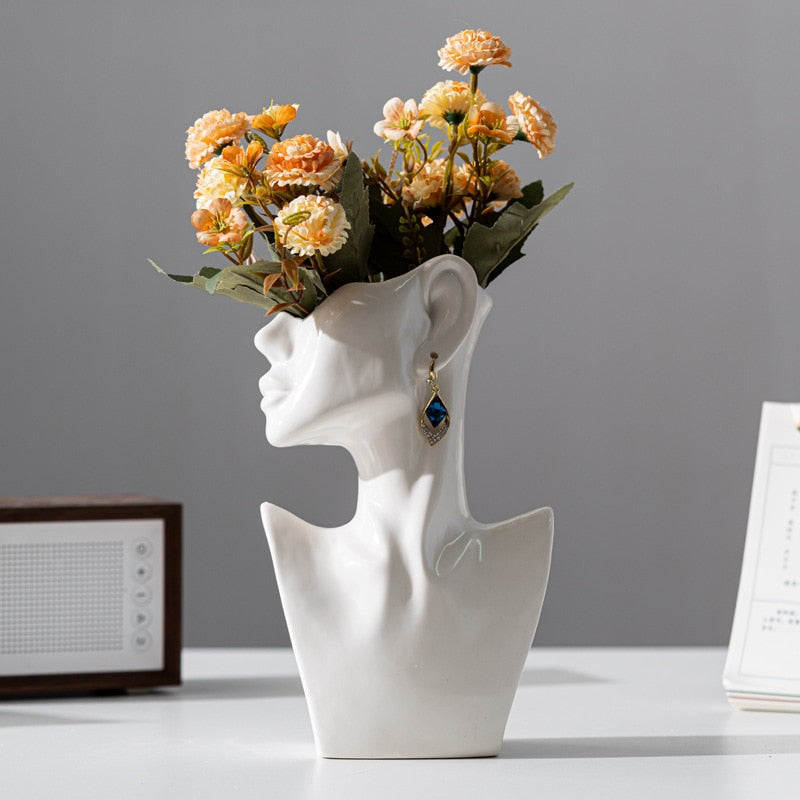 Elegance Unveiled: Contemporary Ceramic Side Profile Vase